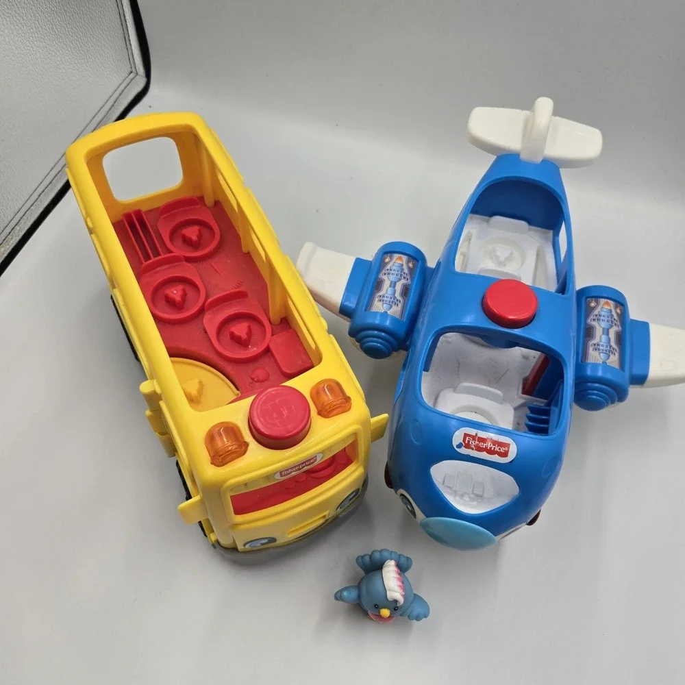 Fisher Price Little‎ People Sit With Me Sights And Sound School Bus & Airplane